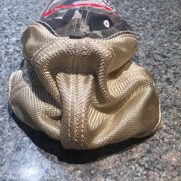 Cabela’s Camo and gold baseball style hat.  One size - Picture 3 of 4